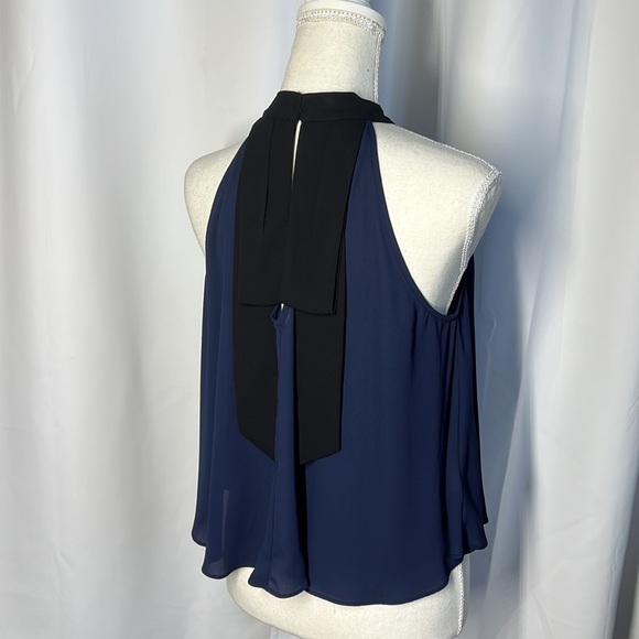 BCBGenerations Top - Picture 4 of 5